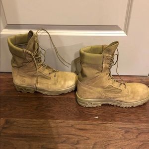 USMC Bates size 10 combat boots